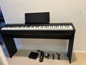 Roland FP-30X 88-Key Digital Piano – Like New – Complete Setup
