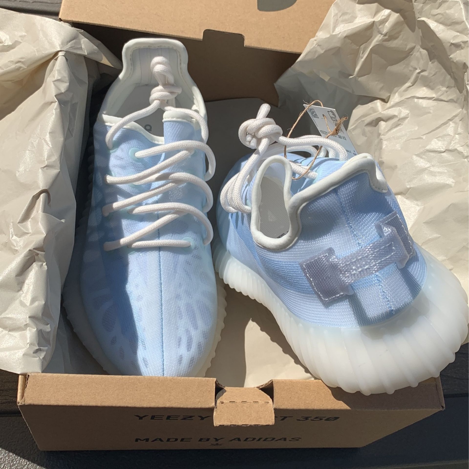 yeezy 350 v3 mono ice