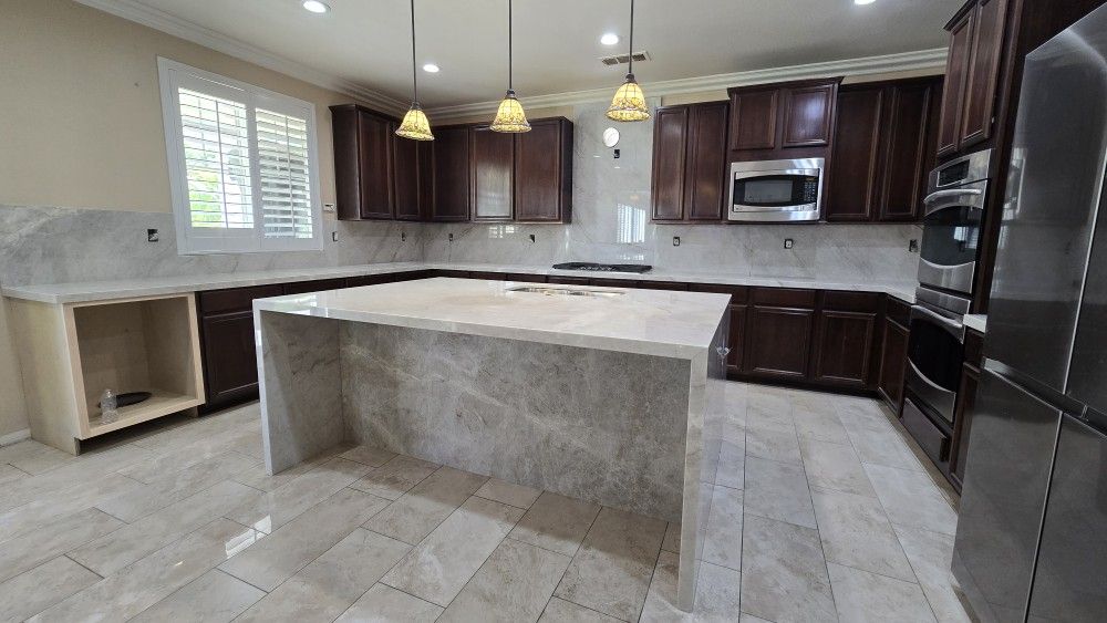 Kitchen Countertop Installation & Slab Fabrication