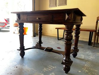 Writing Table/Desk