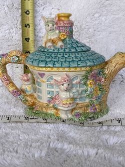 Easter Tea Pot