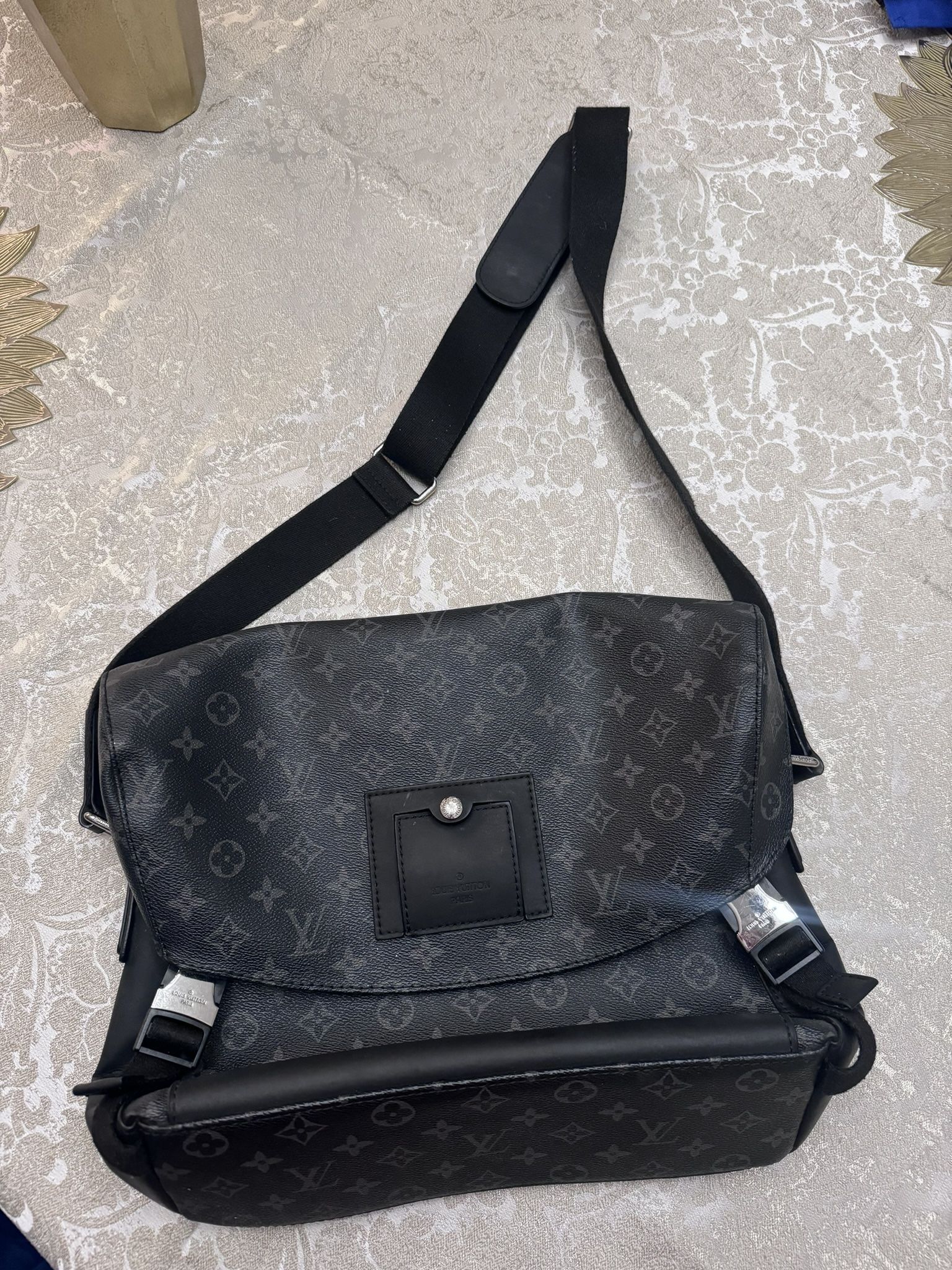 Louis Vuitton Bags | Louis Vuitton Messenger