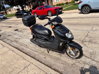 2007 Schwinn Sport LX 150cc Scooter