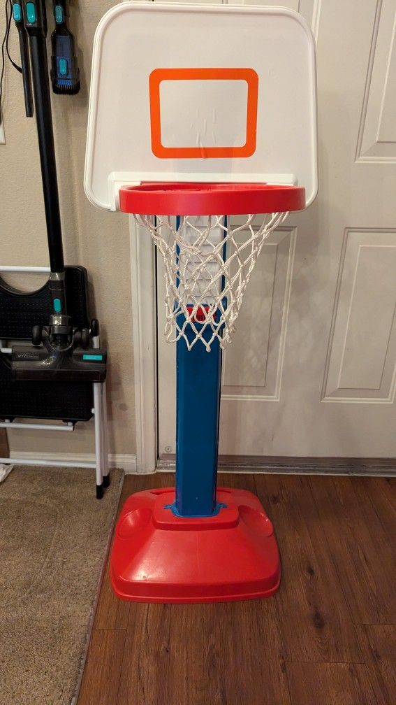 Little Tikes Basketball Hoop