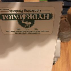 Hydrofarm  120v 4.0a 60hz 400watt Metal Halide M59  Ballest  And Hydrofarm Hood  Used 