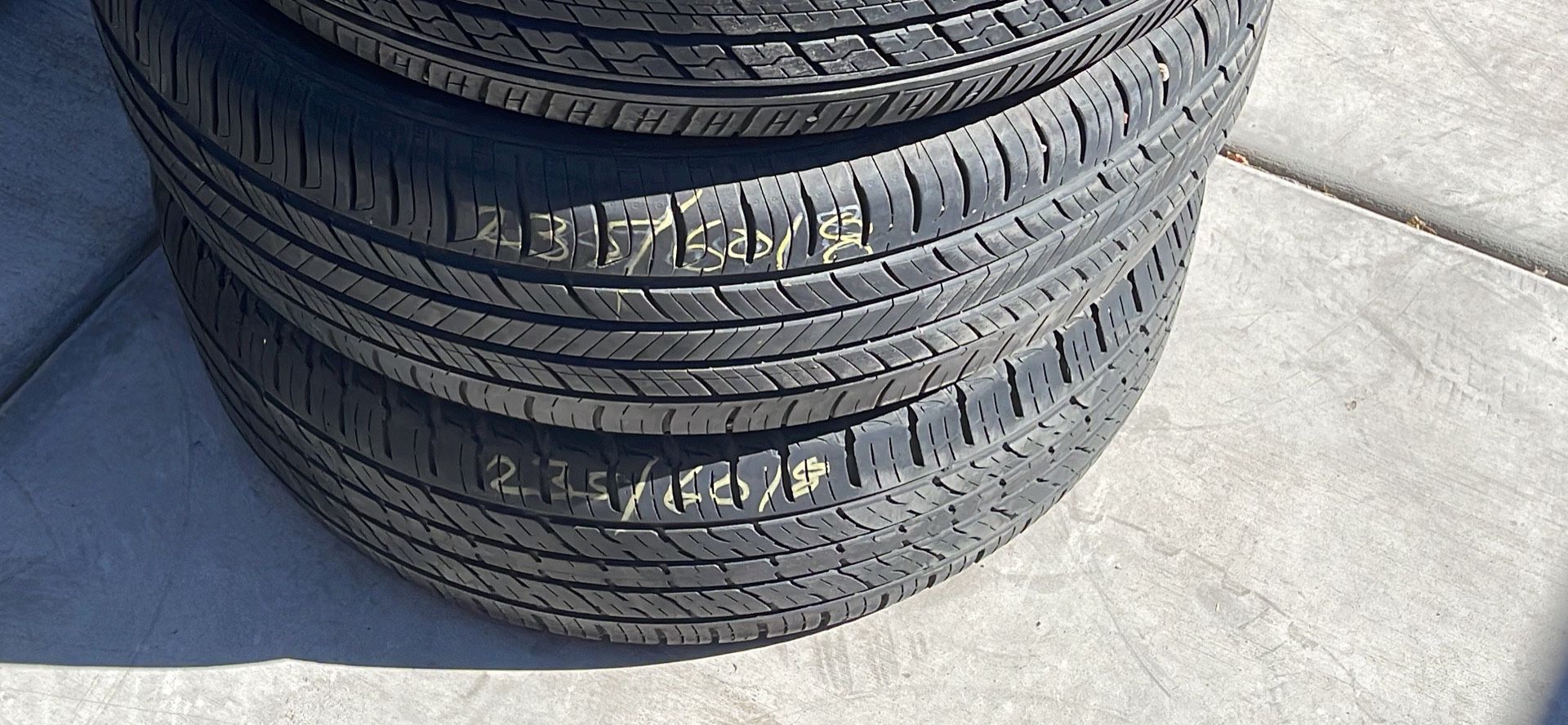 2Tires P235/60/R18