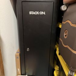 Stack On Safe 