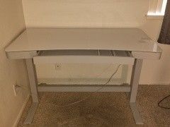 Sit or stand desk