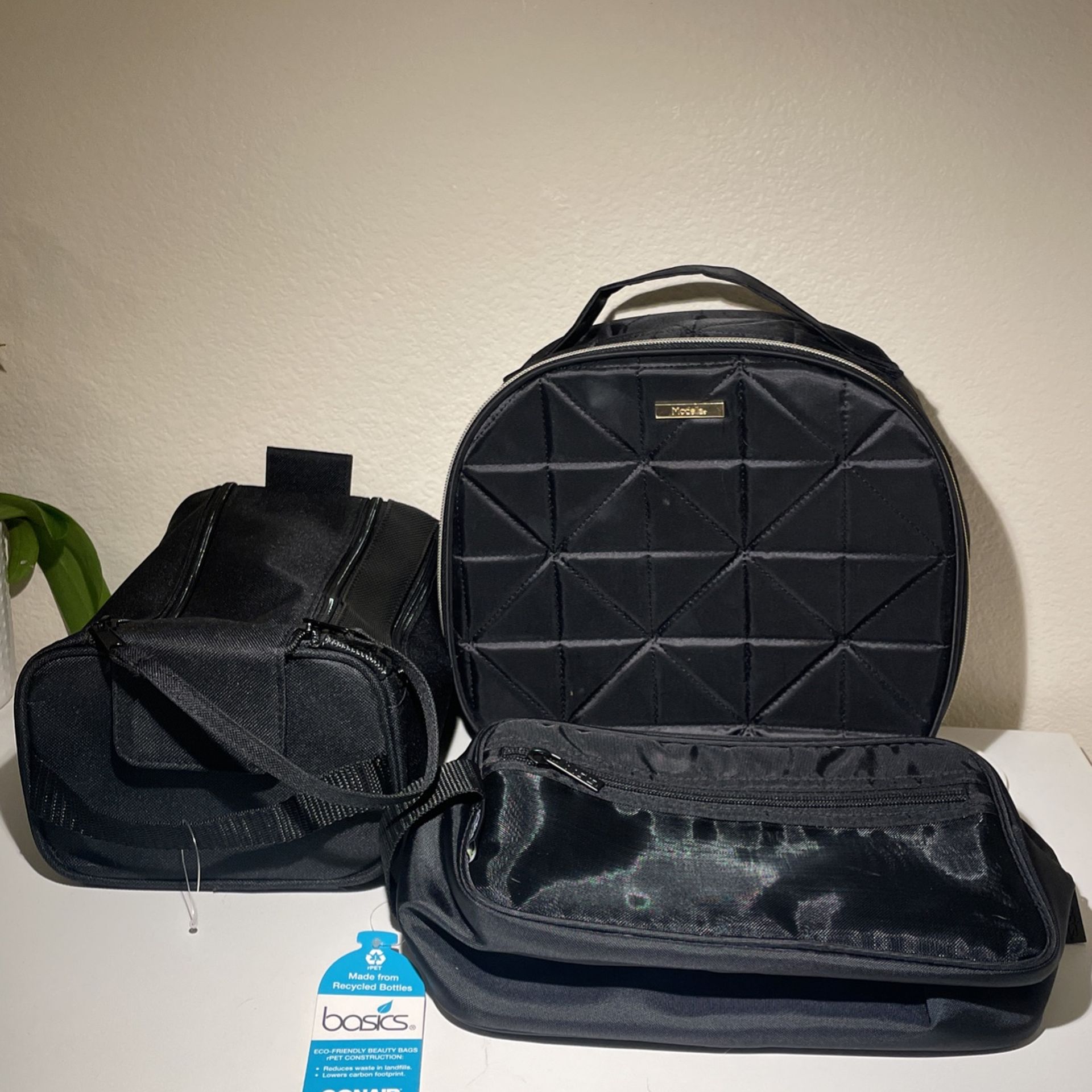 Makeup Bag Organizer/Carrier 