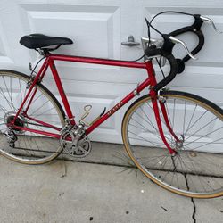 1981 Miyata Seven Ten Road Bike