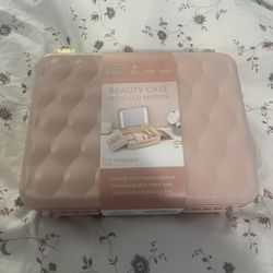 Beauty Case With LED Mirror 