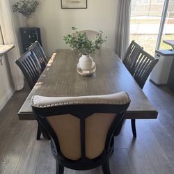 Dinning table with 6 chairs