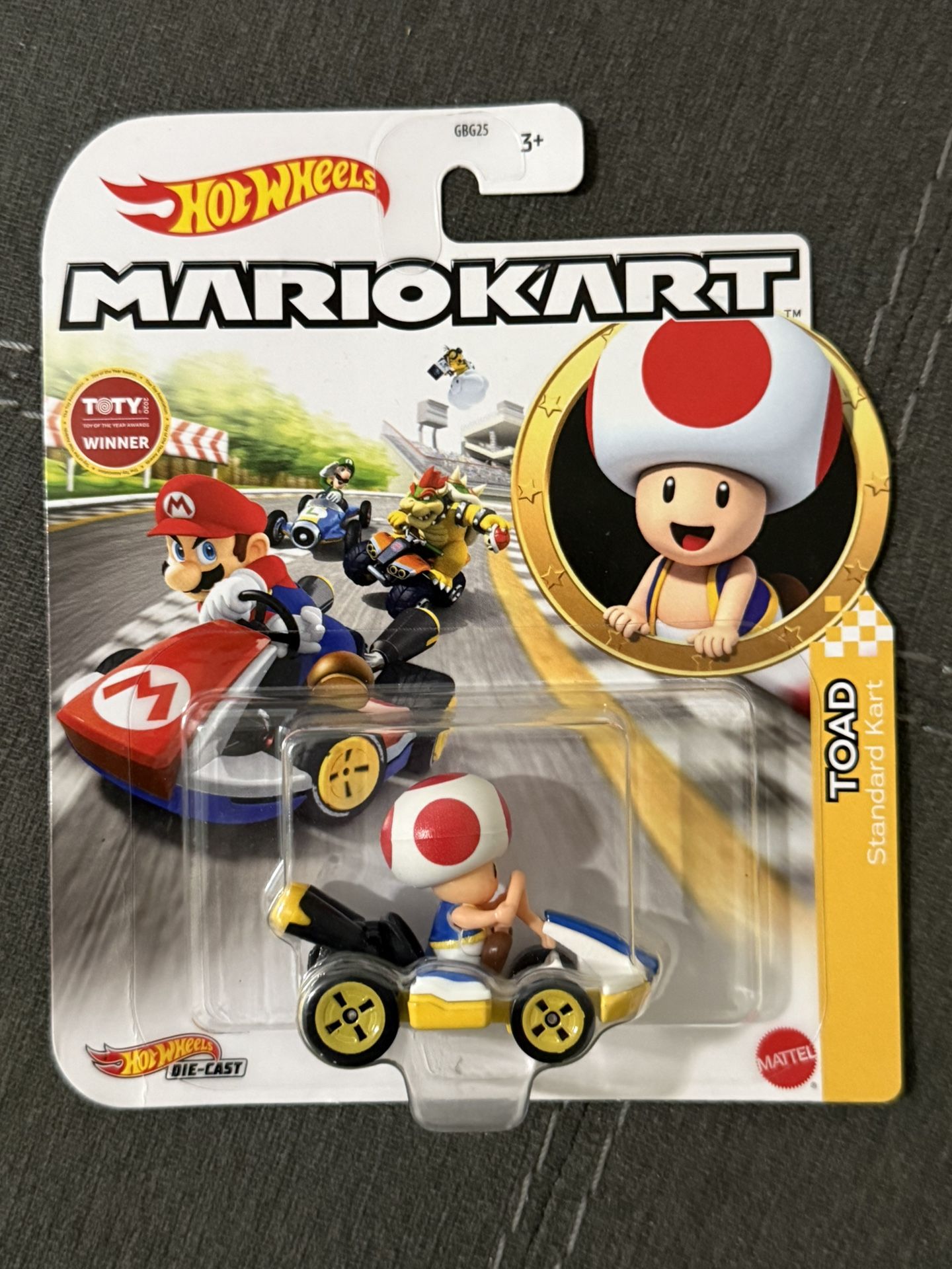 Hot Wheels Mario Kart Toad Standard Kart Die Cast Vehicle 1:64 Scale - New NIB