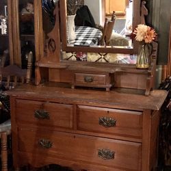 Antique Vanity Dresser