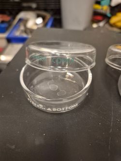 pyrex petri dish with lid