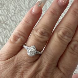 NEW! 1.20CT Pear Cut, Genuine Moissanite Gemstone Engagement Ring, Please See Details 💕