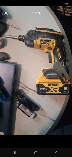 Dewalt drywall screw gun and battery