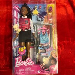 BARBIE BROoKLYN STYLIST