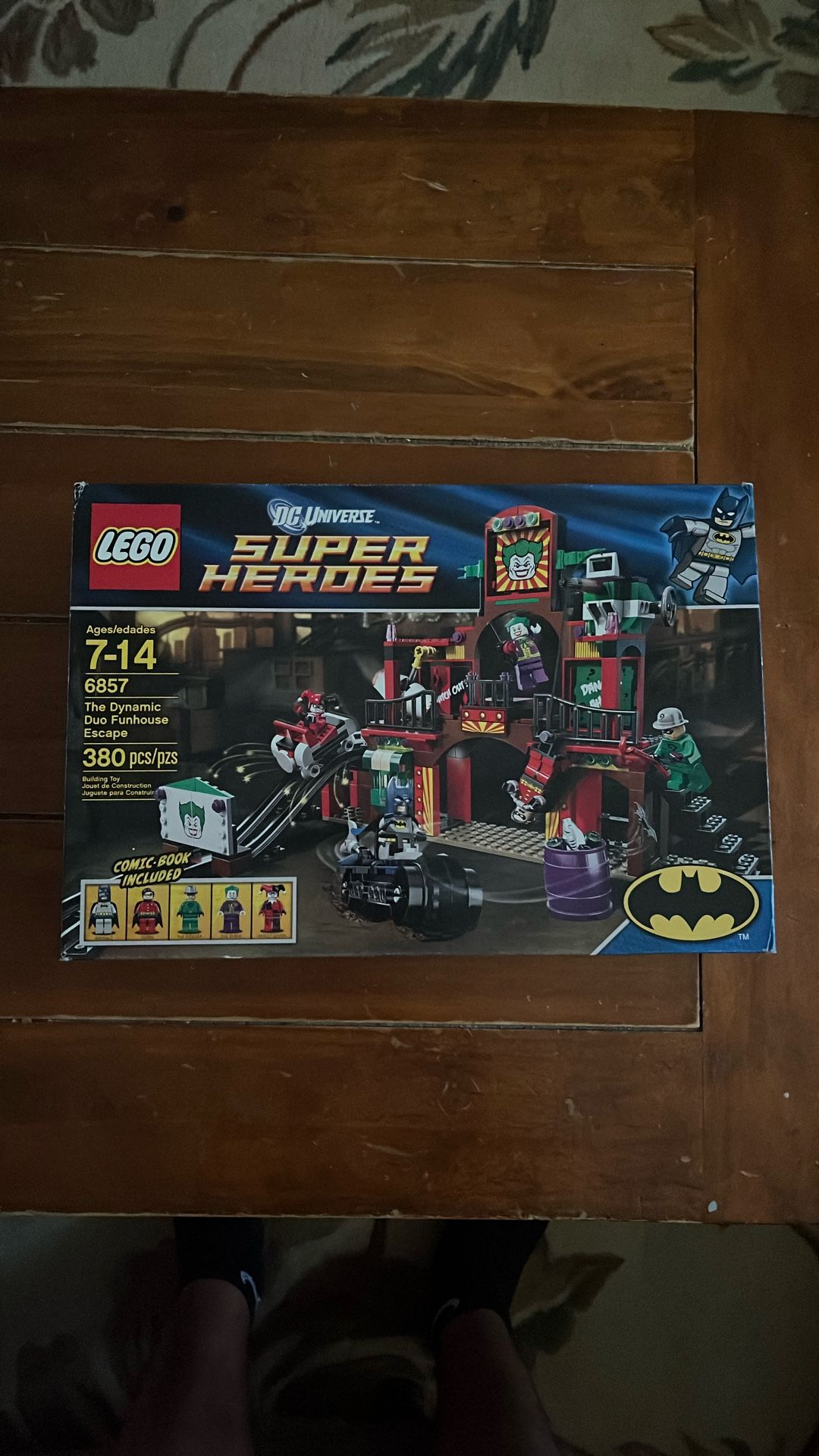 LEGO Super Heroes 6857 The Dynamic Duo Funhouse Escape