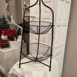2 Tier Metal Standing Baskets 