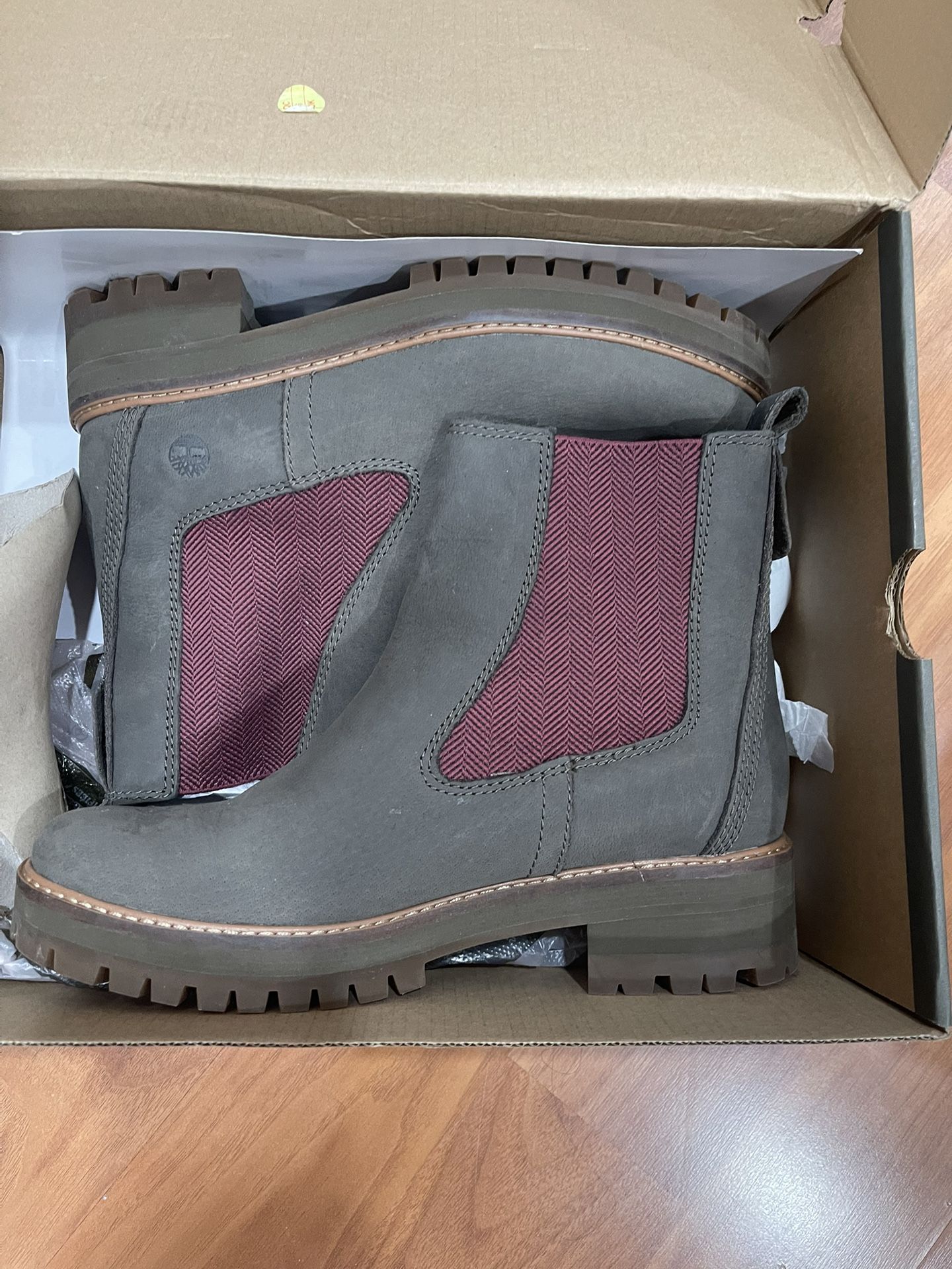 Timberland Women Boots