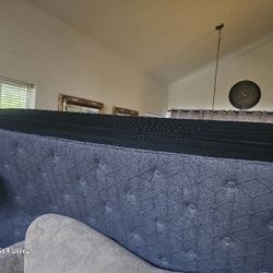 CalKin Mattress And Base