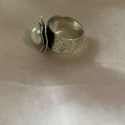 Hammered Silpada Sterling Silver Freshwater Pearl Ring