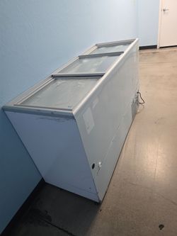 Horizontal Freezer 66Lx23Wx37H