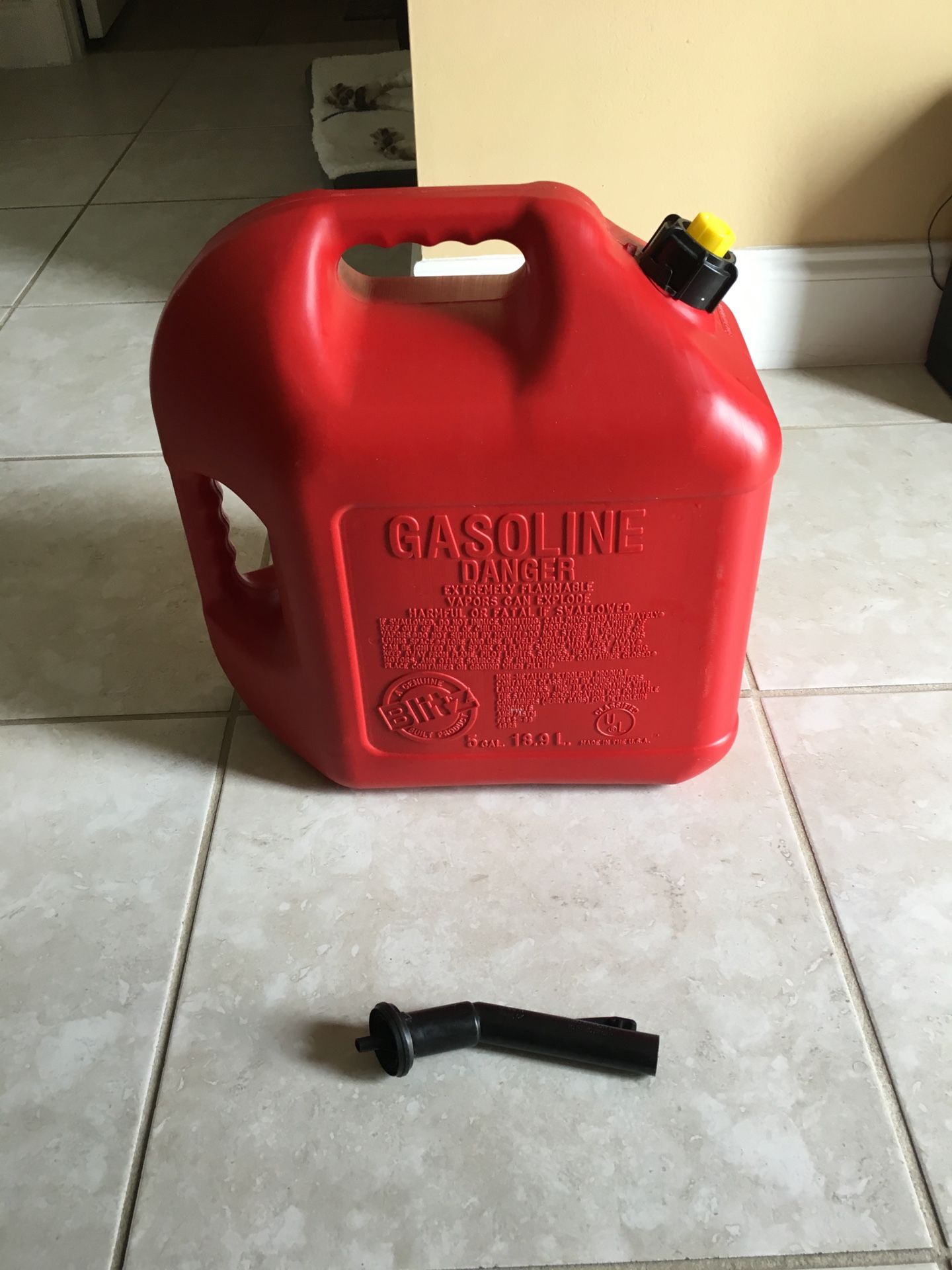 Gasoline 5-Gallon Tank
