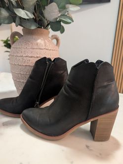 MIA Boots