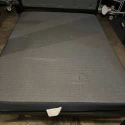 Queen Bed frame And Dreamfoam ChillMatress 