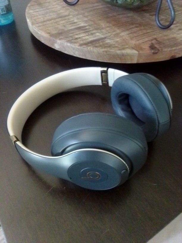 Beats Headphones Studio 3