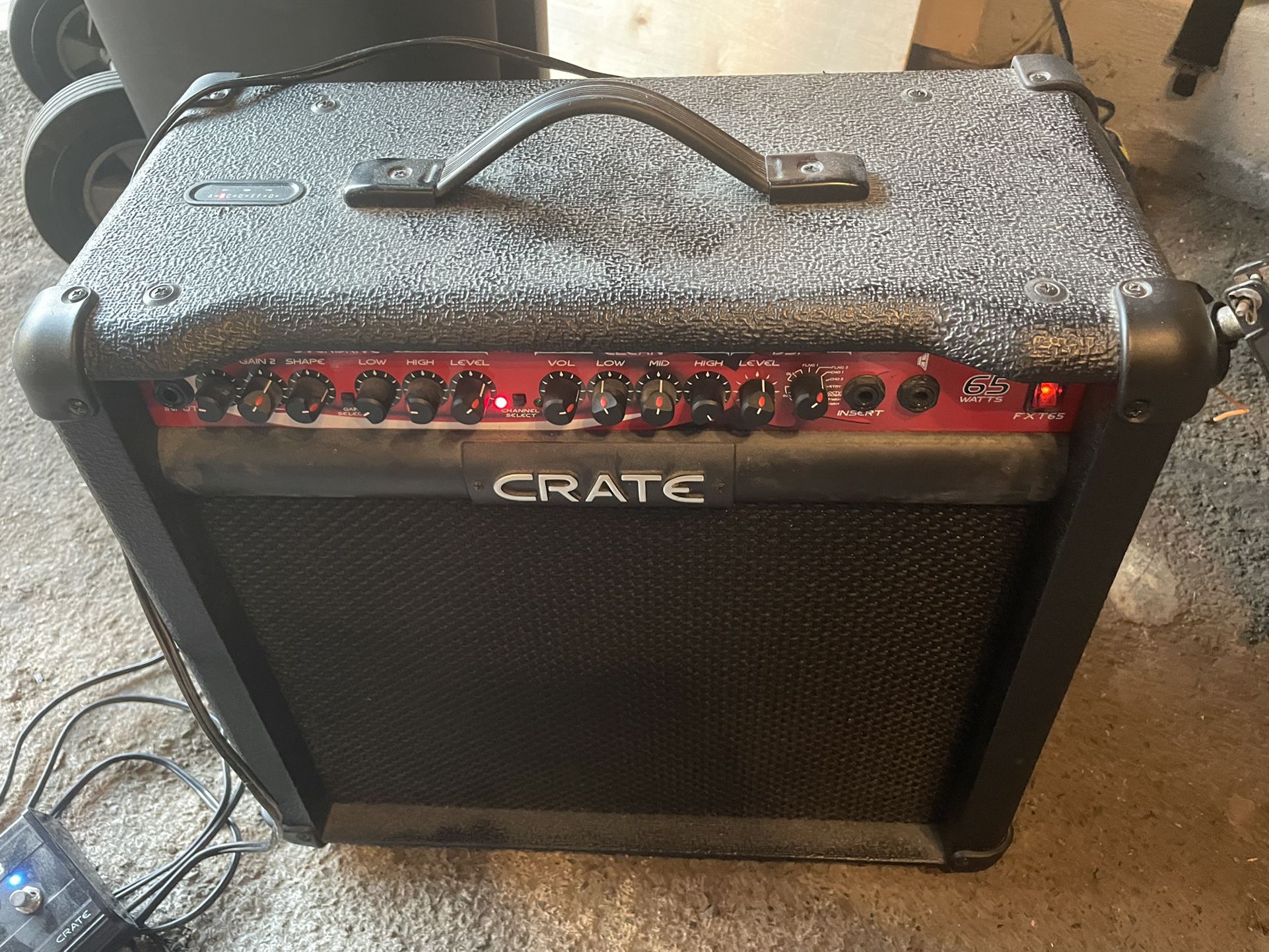 Crate Fxt65 Guitar Amp And Foot Pedal 