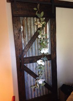 White flower garland