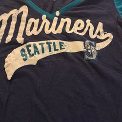 2015  Woman’s Mariners T Shirt 4her Size L