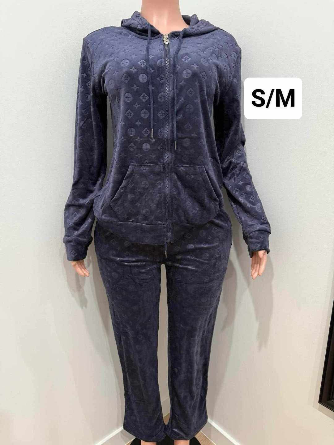 New Women’s 2 Piece Set Size S/M