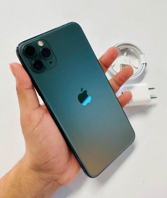 iPhone 11 Pro Max, Factory Unlocked, Excellent Condition. Like New