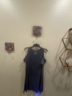 Women’s clothes/ variety of sizes.