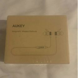 AUKEY magnetic Wireless earbuds