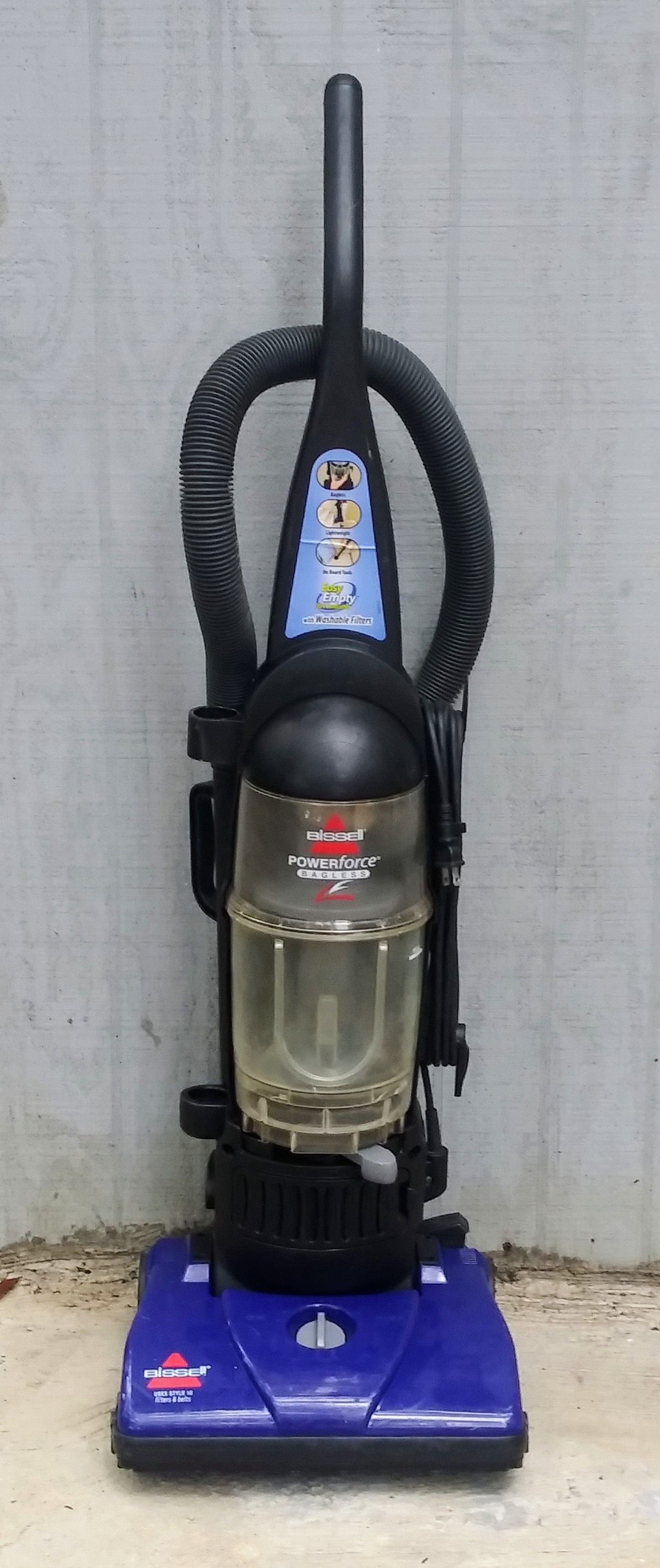 Bissell Vacuum Model 6583 Good Working Condition