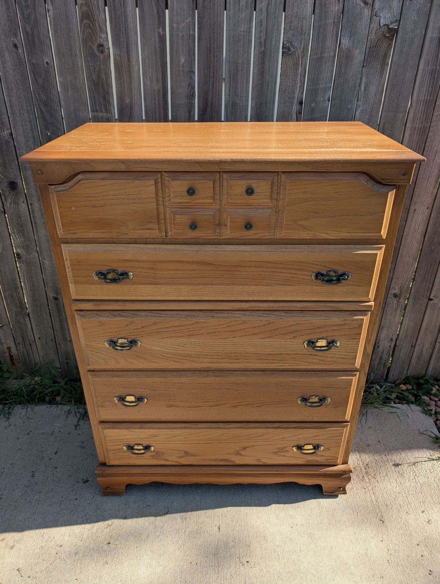 Oak 5-drawer Dresser