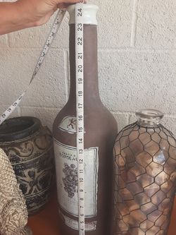 Decorative ware