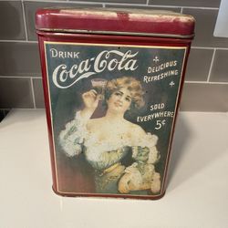 Vintage 1985 Coca Cola Bottling Co "The Palms" COLLECTORS TIN Container W/ Lid