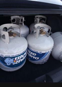 Full propane tank