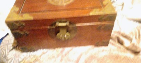 Vintage Jewelry Box