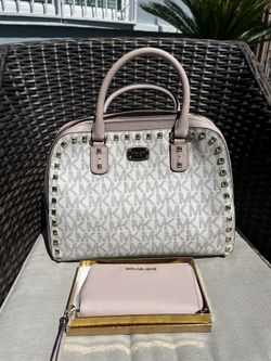 Michael Kors purse