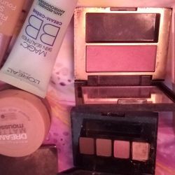 Makeup Bundle Slightly Used