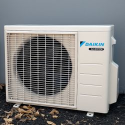 Daikin 9,000 BTU Inverter Outdoor Unit – 18 SEER – 208-230V (1Ph)