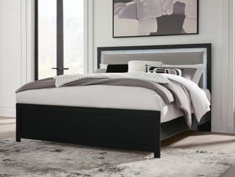 Maeling Black King Upholstered Panel Bed