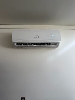MINI SPLIT A/C❄️ & HEAT🔥